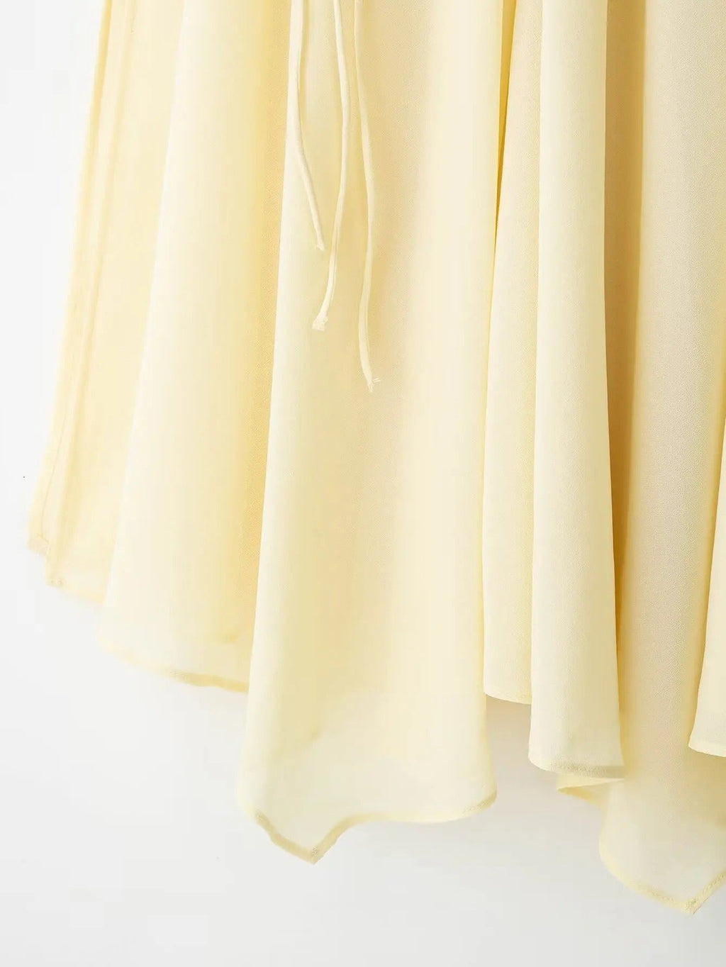 CONJUNTO ELEGANTE AMARILLO CLARO