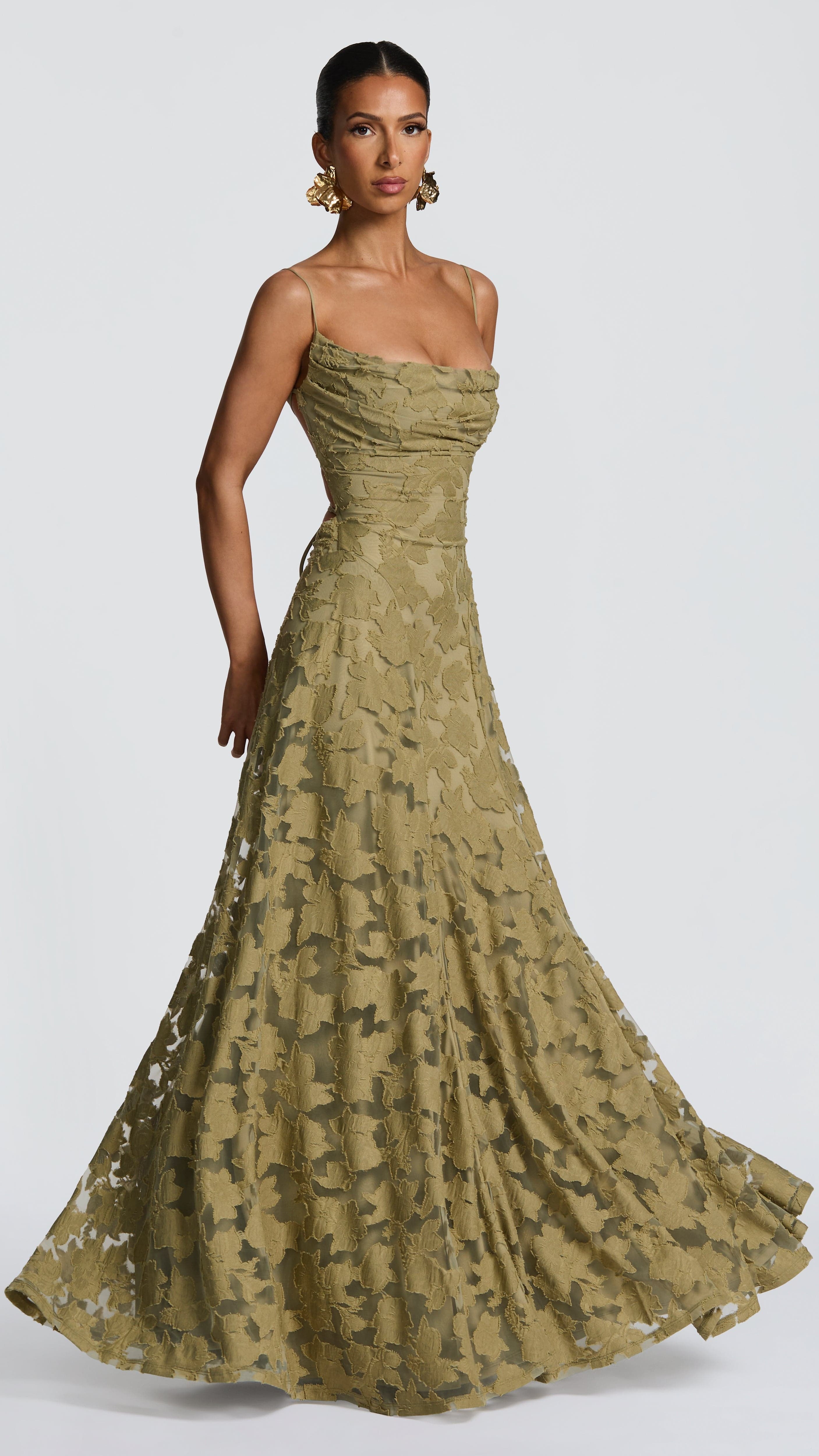 VESTIDO CON TEXTURA FLORAL DE DOS CAPAS