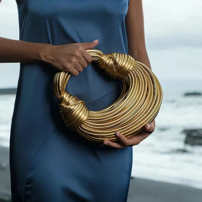 BOLSO METÁLICO ESCULTURAL